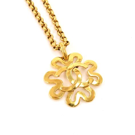 Vintage Chanel Four Leaf Clover & CC Logo Gold 